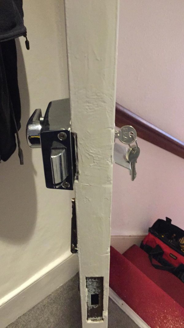 emergency locksmith london night latch