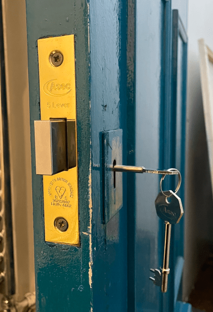 Emergency Locksmith Services for Mortice Deadlocks London Emergency Locksmith Services for Mortice Deadlocks London